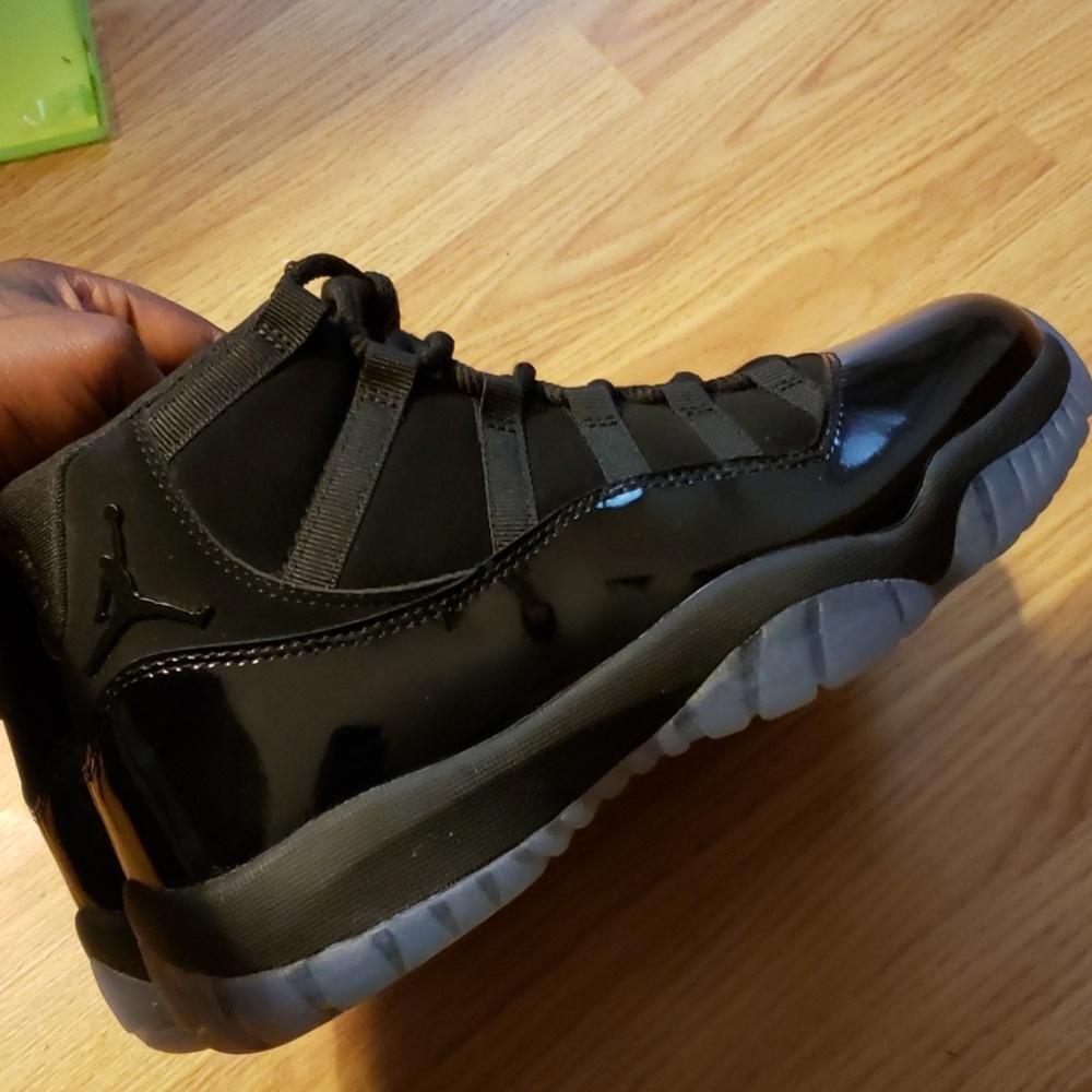Jordan Cap & Gown 11